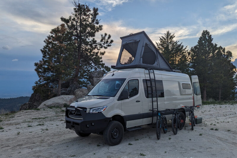 Super Pacific Cloud Cap Turns Your Van into a Pop Top Camper